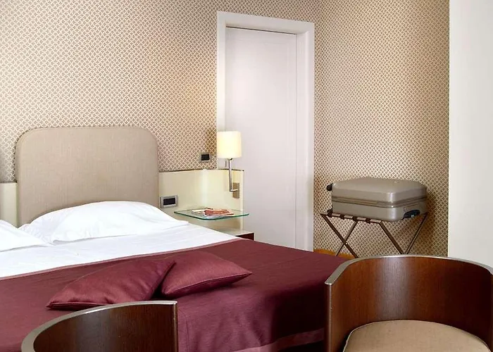 Palazzo Esedra Отель 4*