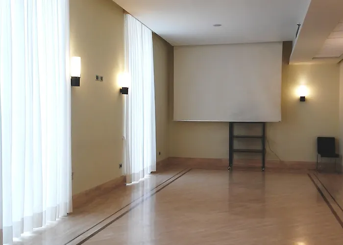 Palazzo Esedra Отель Неаполь