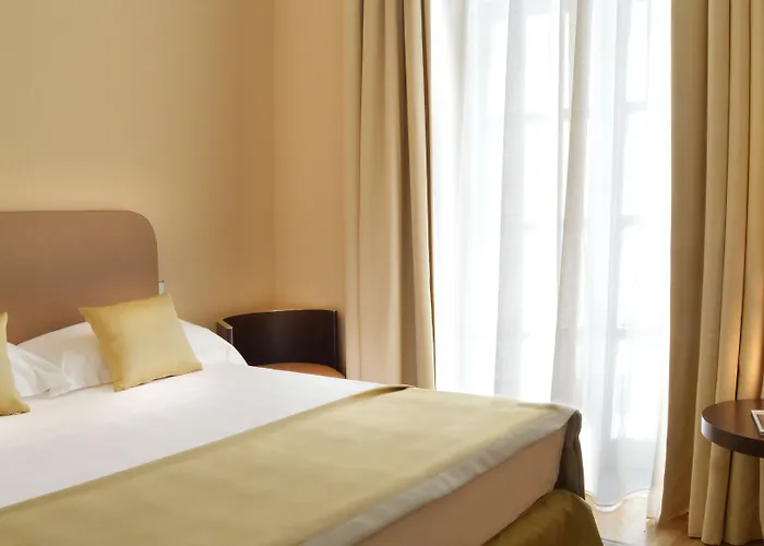 Palazzo Esedra Hotel Nápoles