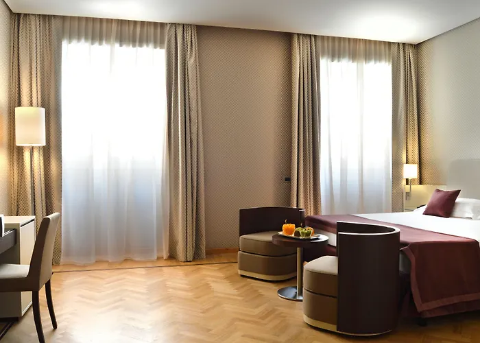 Отель Palazzo Esedra