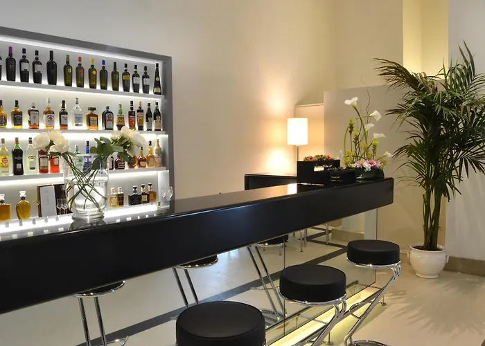 Palazzo Esedra 4* Неаполь