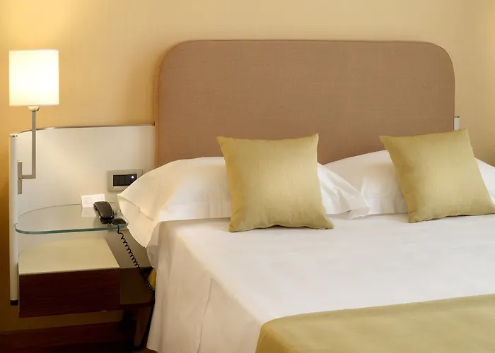 Отель Palazzo Esedra Неаполь