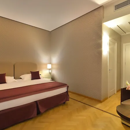 Palazzo Esedra Hotel