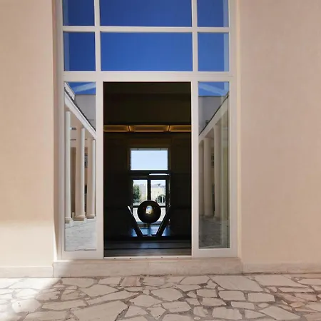 Отель Palazzo Esedra 4*