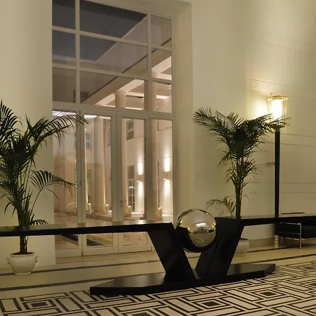 Palazzo Esedra Отель 4*
