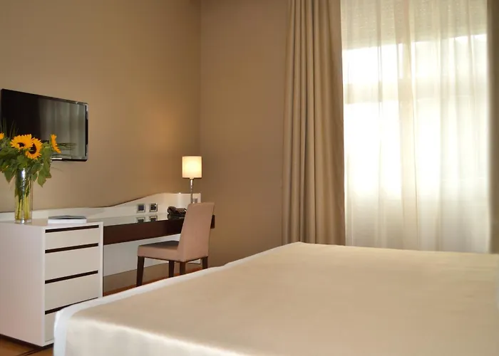 Palazzo Esedra Hotel Nápoles